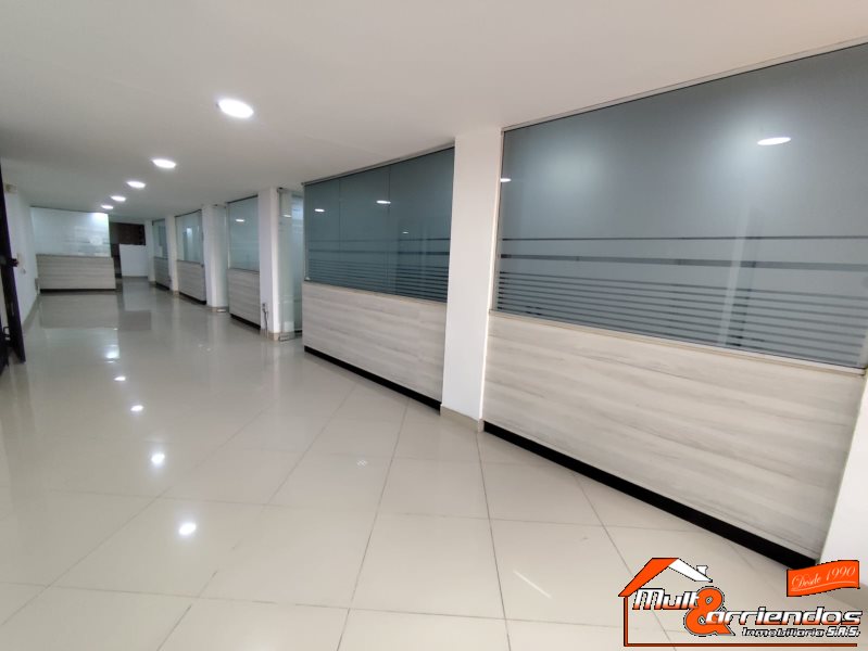 Oficina disponible para Arriendo en Medellin Suramericana Foto numero 1